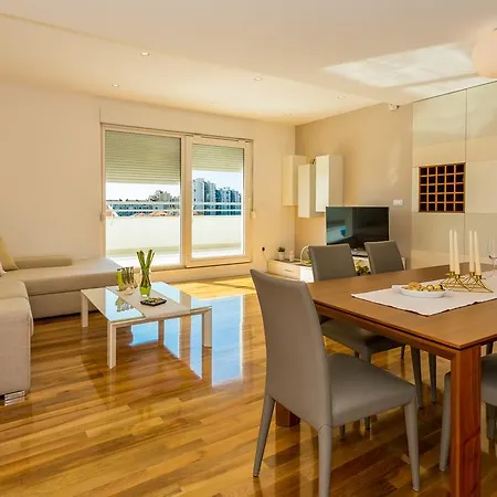 Apartment Penthouse Felicita *